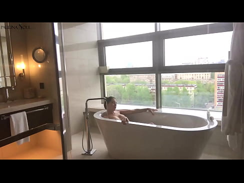 ❤️ Pitikek mezin Bi dilgermî pizika xwe di serşokê de dihejîne ️❌ Kalîteya porno li me ku.japangaysex.ru